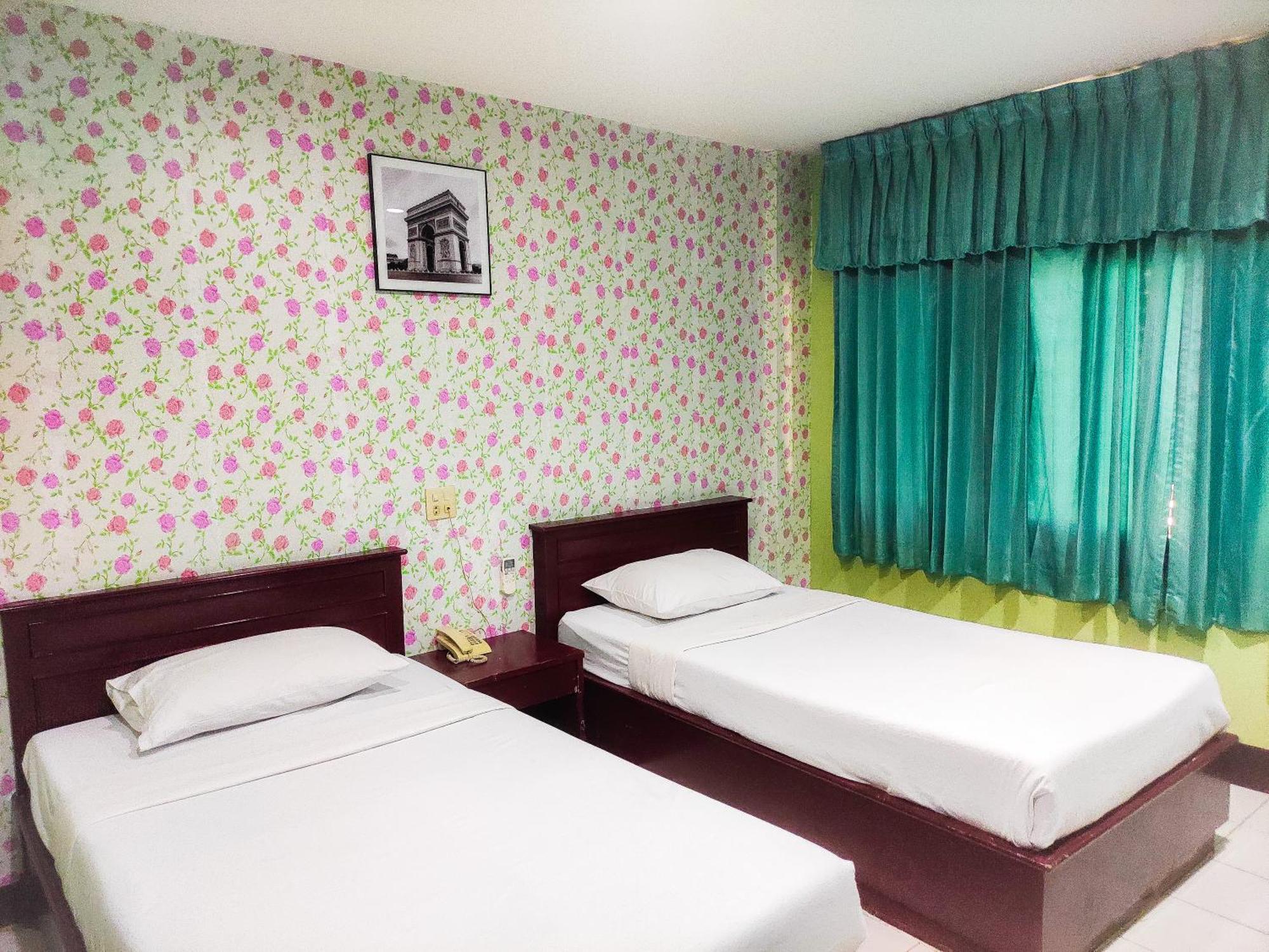 Woodlands Inn Bangkok Luaran gambar